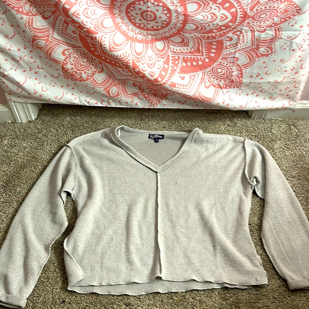 Cropped long sleeve shirt
